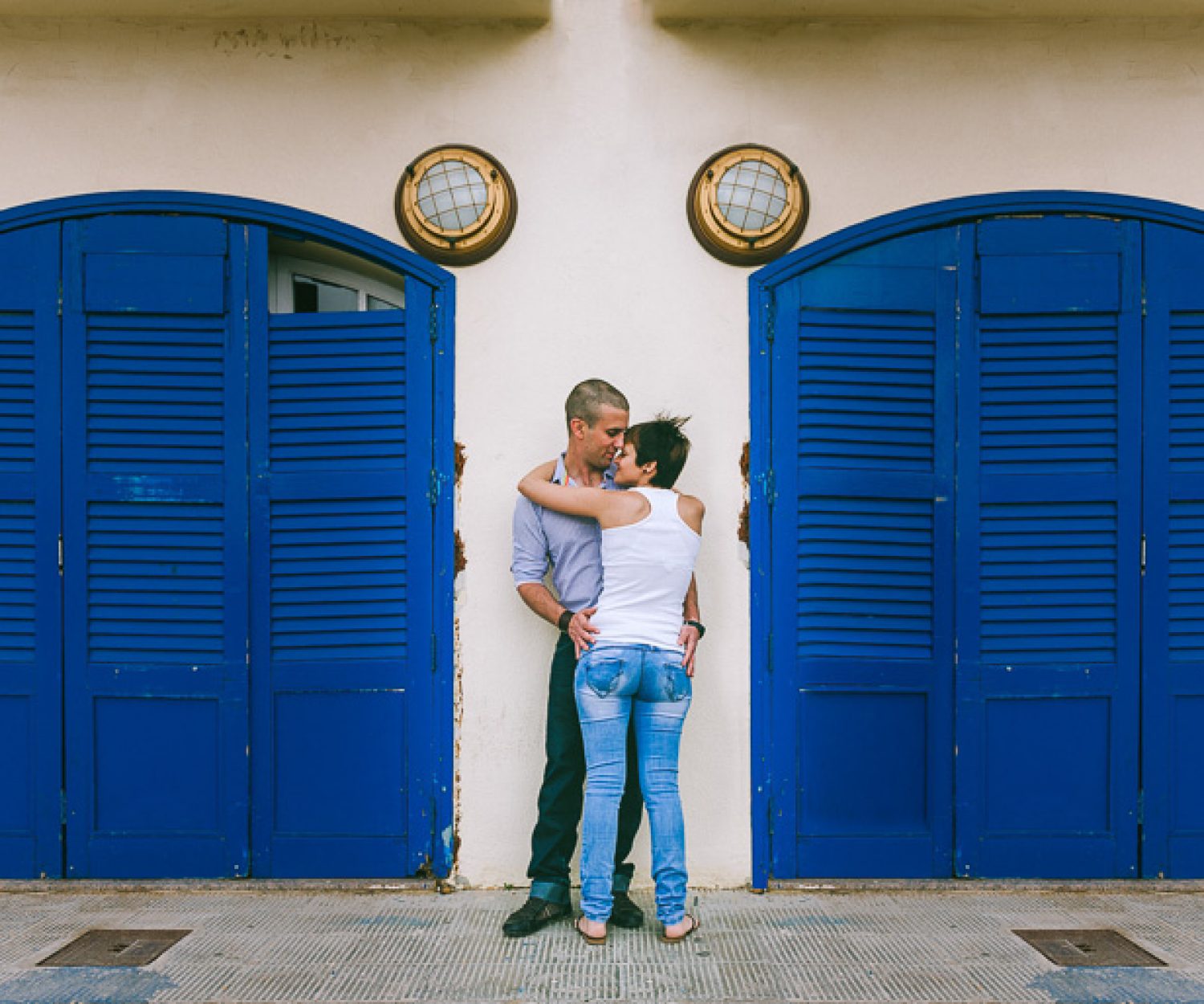 book de fotos de pareja Valencia - Port Saplaya (46)
